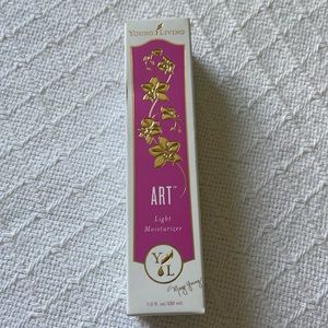 Art  young living light moisturizer